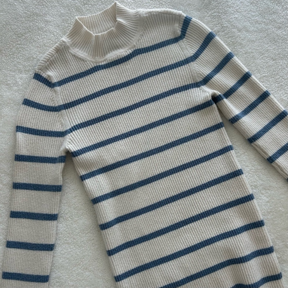 American Eagle Striped Mock Neck Sweater